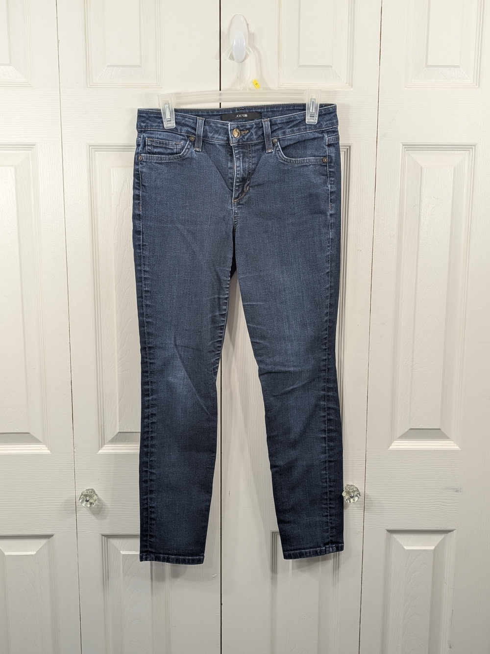 Joe's Jeans "Skinny Ankle" - Size 28
